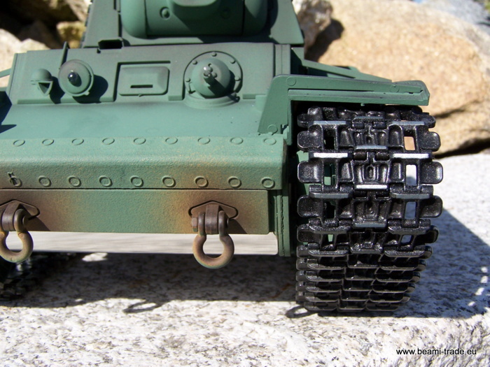 Model KV-1 ruský tank detail kovové pásy