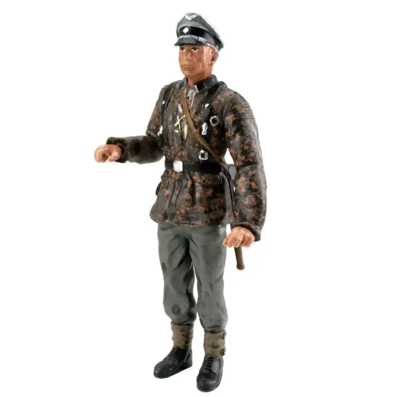 Figurka 1:16 Velitel čety - poručík Sd.Kfz. 251, maskování vzor Dubové listí – podzim