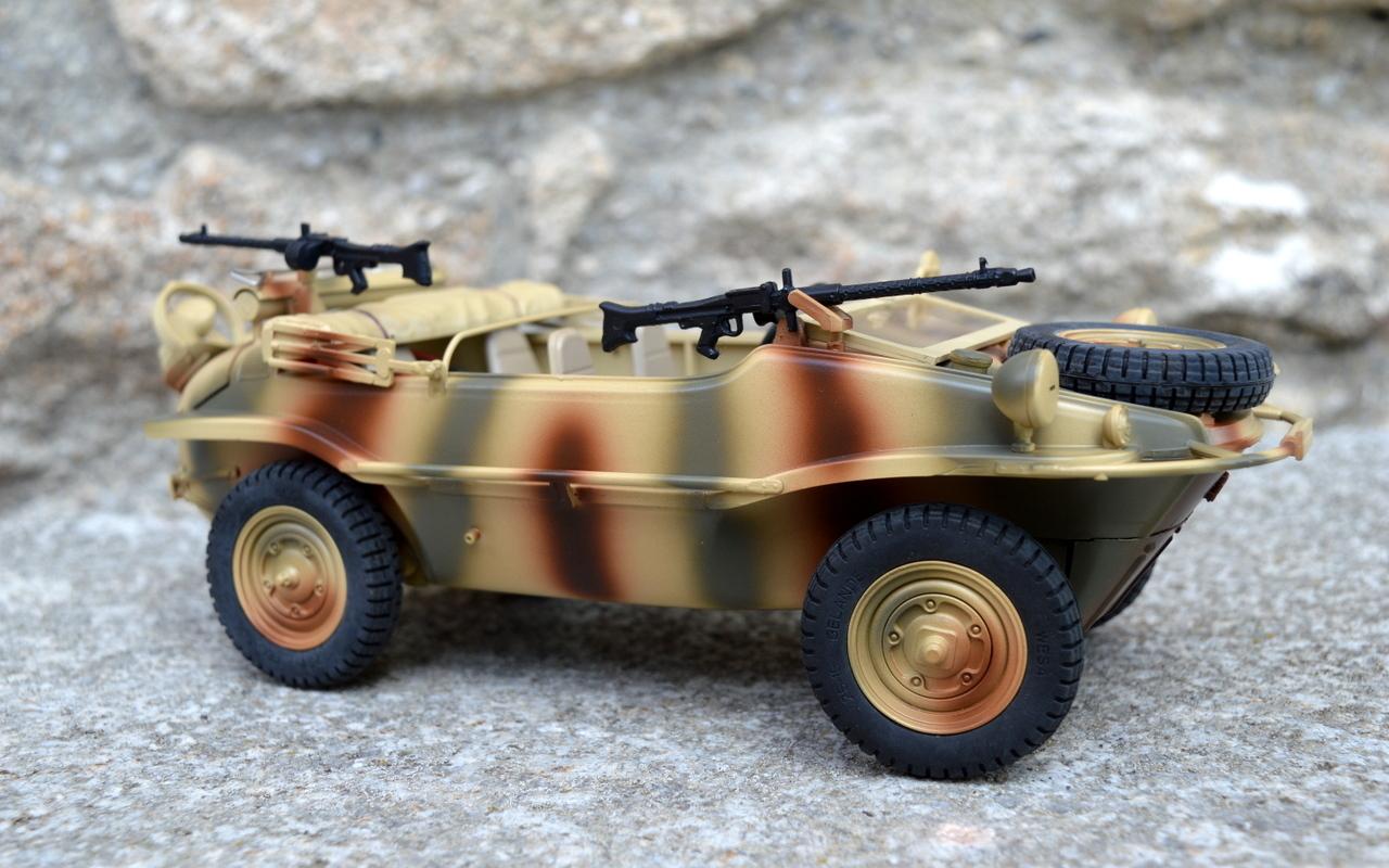 RC VW Schwimmwagen KDF 166 - maskovaný 1:16