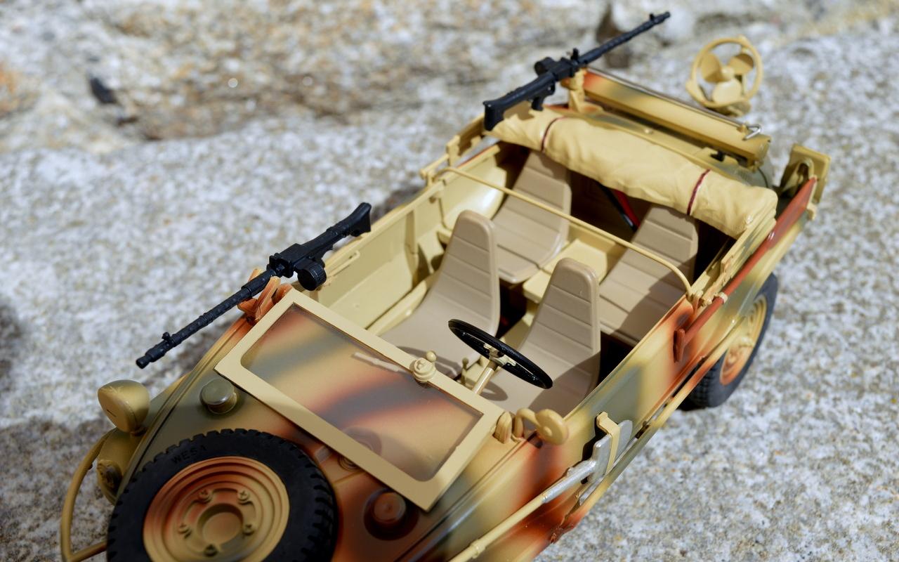 RC VW Schwimmwagen KDF 166 - maskovaný 1:16