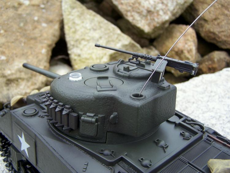 M4A3 Sherman - infrared + terč 1:24