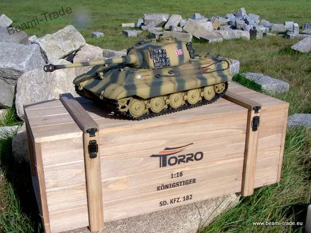 RC tank TIGER II - IR 2.4 GHz - kouř z kanonu, metal edice