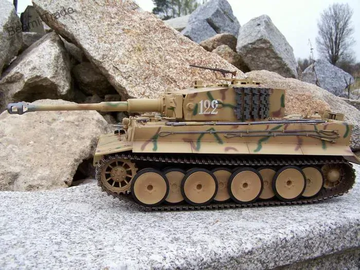 Tank - Tiger I. WSN 2,4 GHz / písková kamufláž